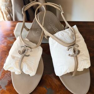 CHANEL Beige Leather T-Strap Sandals with Crystal CC Emblem